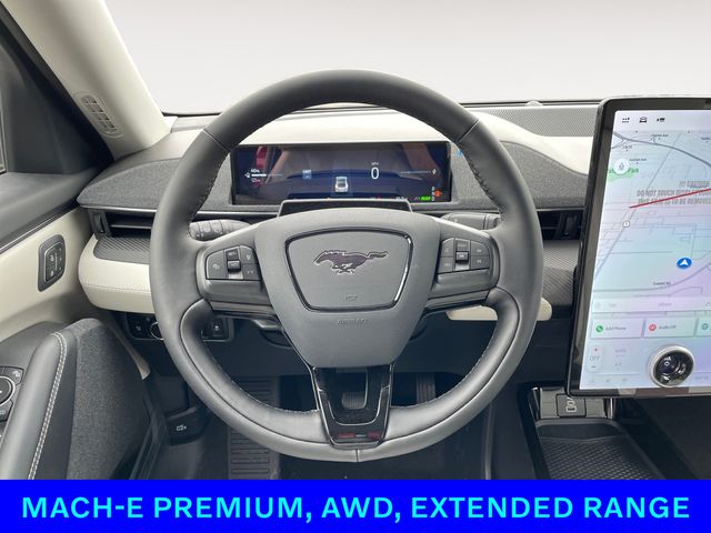 2025 Ford Mustang Mach-E Premium photo 11