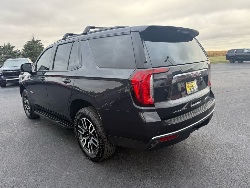 2024 Gmc Yukon AT4 photo 3