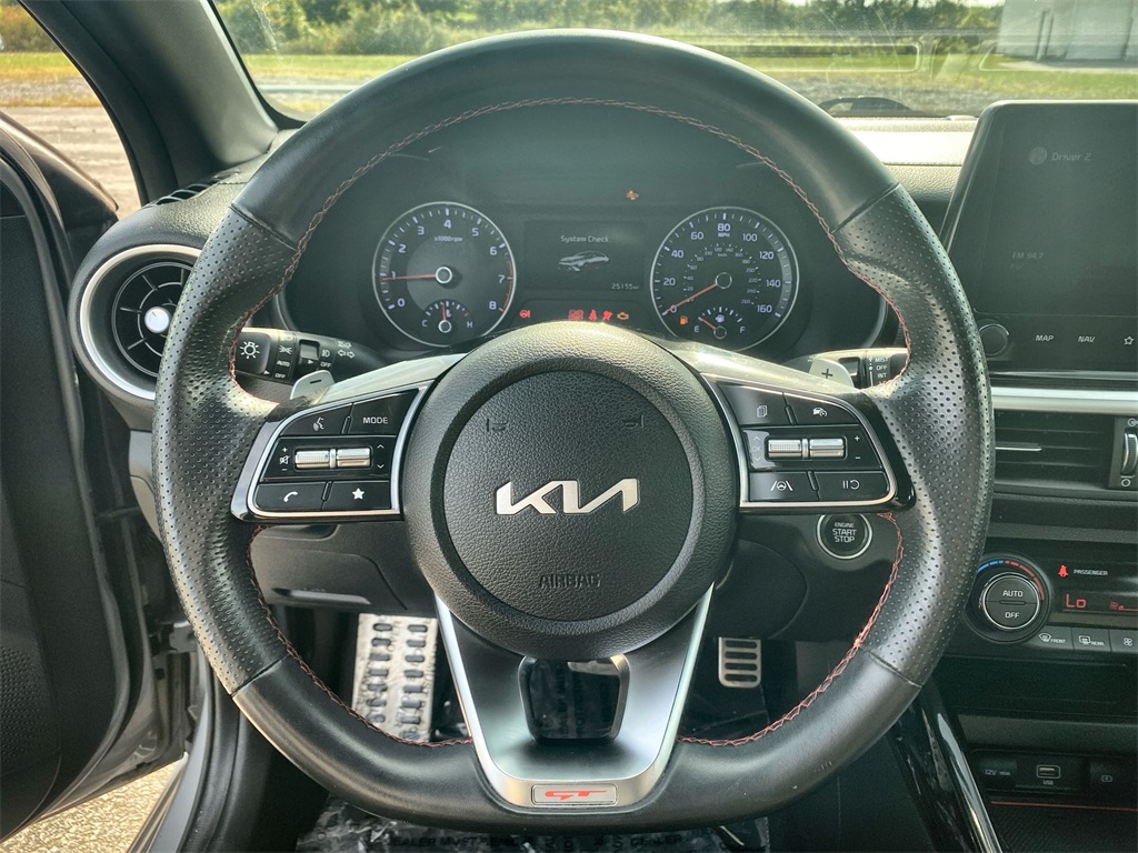 2022 Kia Forte GT photo 11