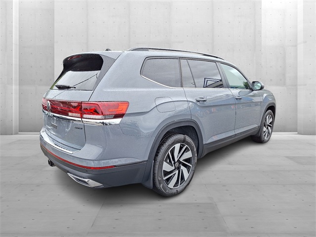2026 Volkswagen Atlas SE Technology photo 4