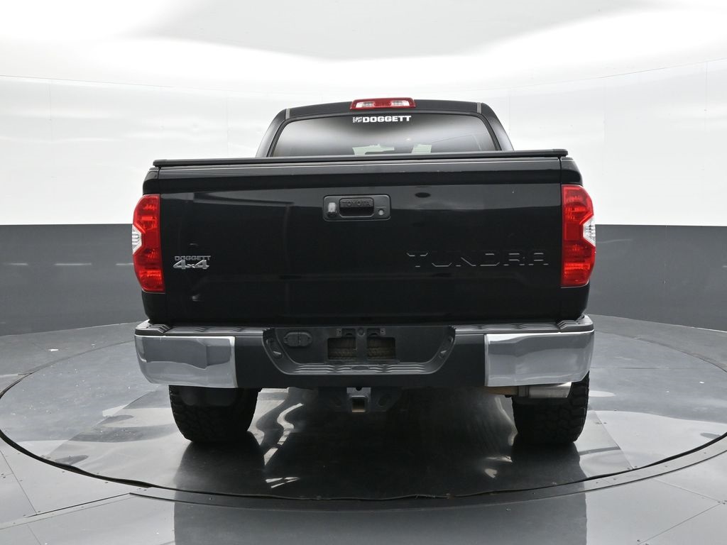 2018 Toyota Tundra SR5 photo 9