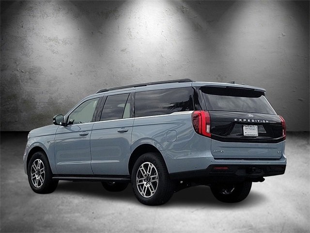 2025 Ford Expedition MAX photo 4