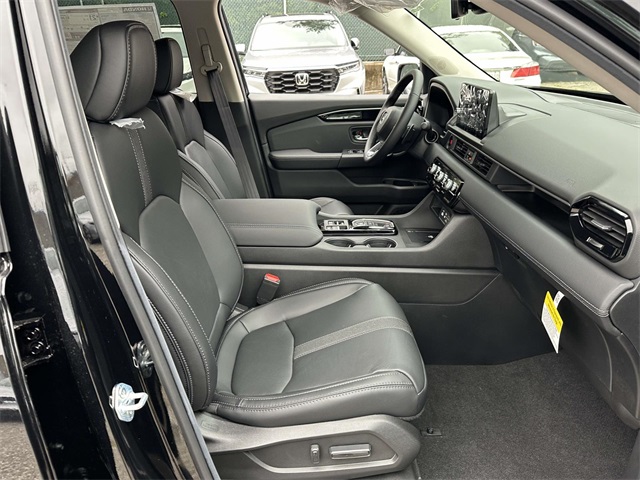 2025 Honda Pilot EX-L photo 12