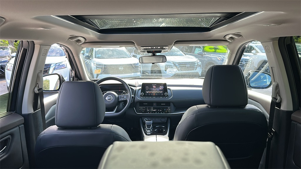 2023 Nissan Rogue SV photo 31