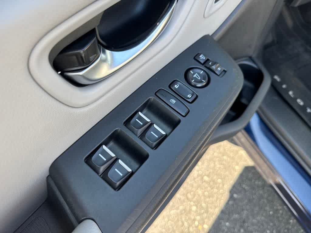 2023 Honda Pilot Elite photo 11