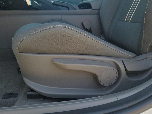 2025 Hyundai Elantra SEL Sport photo 14