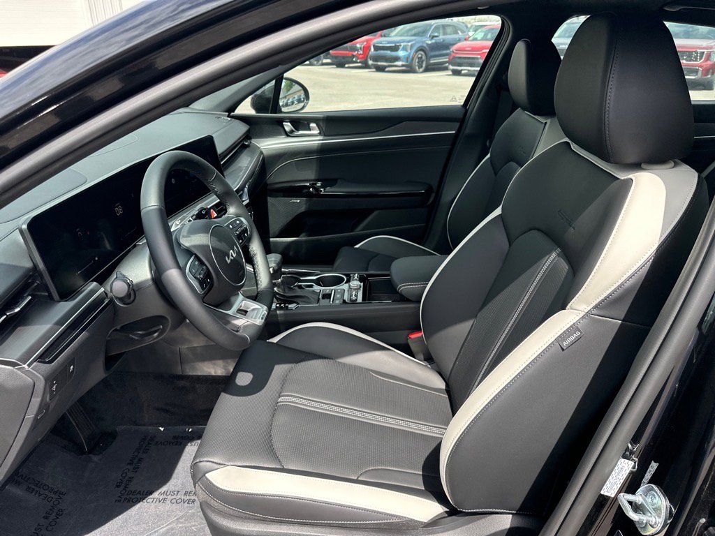 2026 Kia K5 GT-Line photo 15