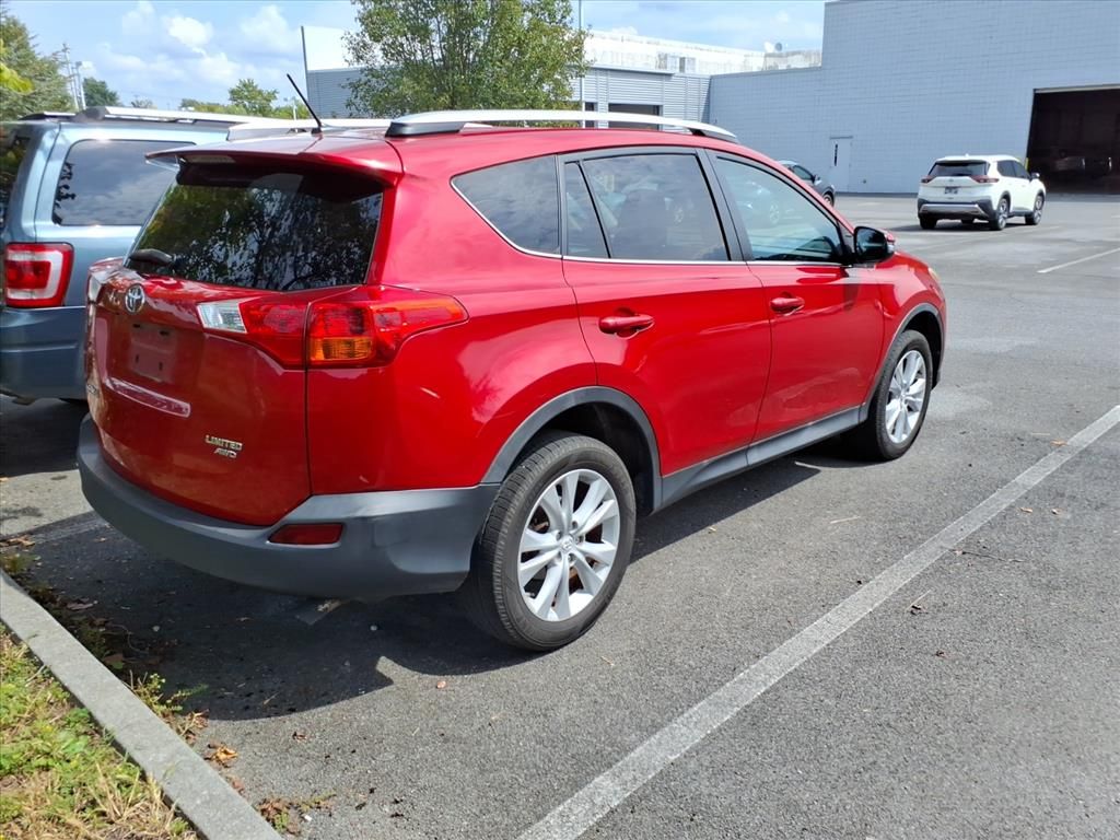 2015 Toyota RAV4 Limited photo 3