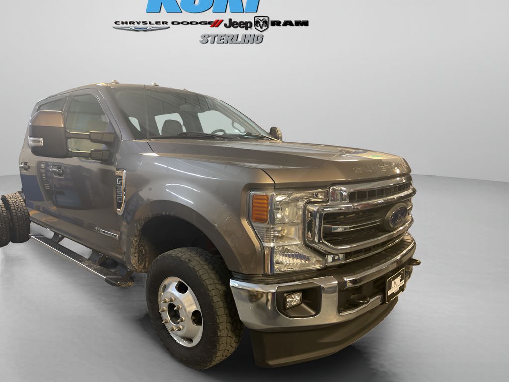 2022 Ford F-350 Lariat photo 3