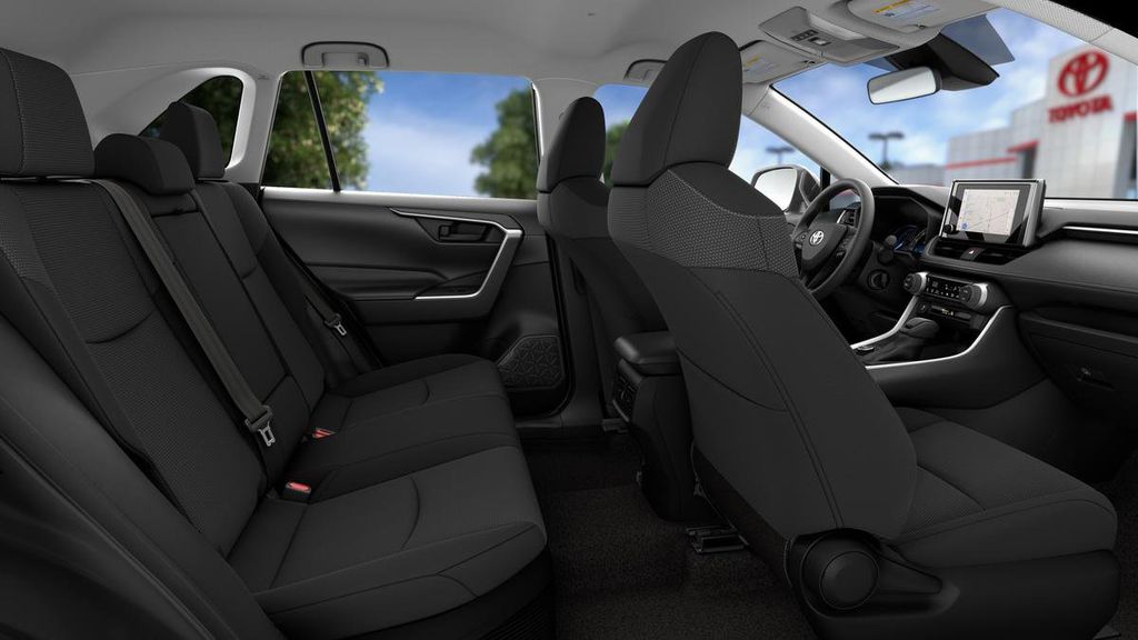 2025 Toyota RAV4 Hybrid LE photo 2