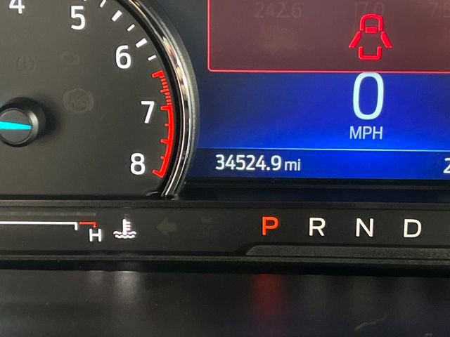 2023 Ford Explorer ST-Line photo 2