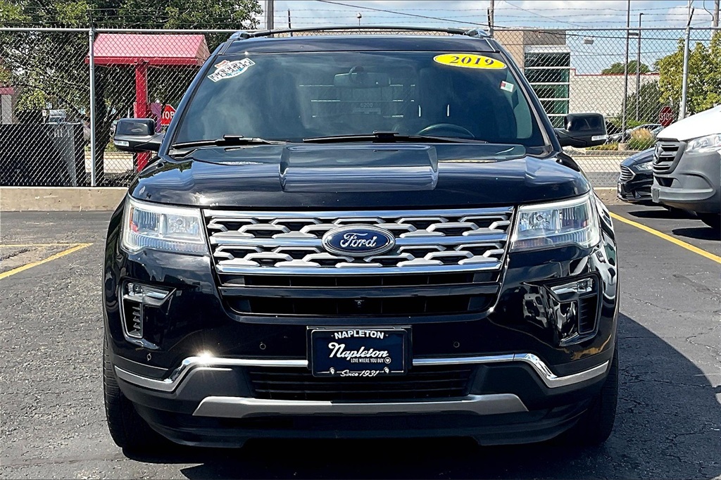 2019 Ford Explorer Limited photo 2