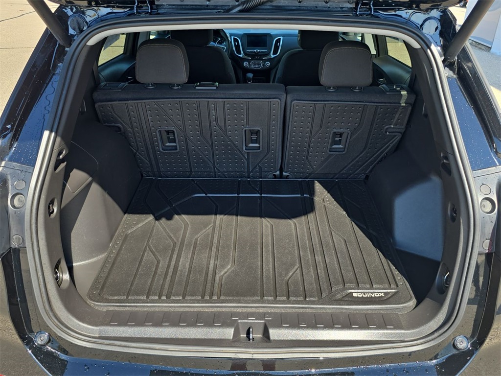 2023 Chevrolet Equinox LT photo 25