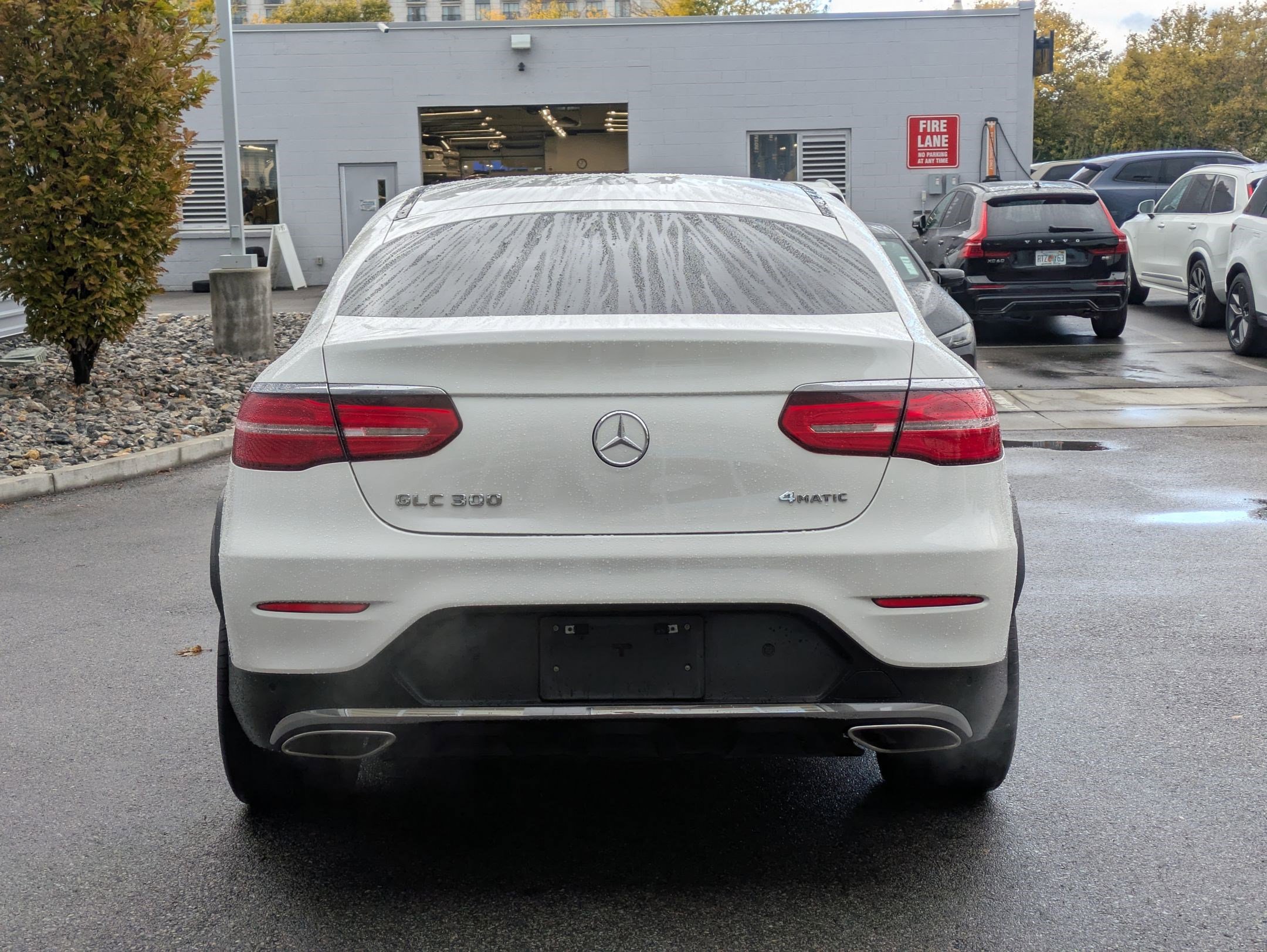 2019 Mercedes Benz GLC 300 4MATIC photo 3
