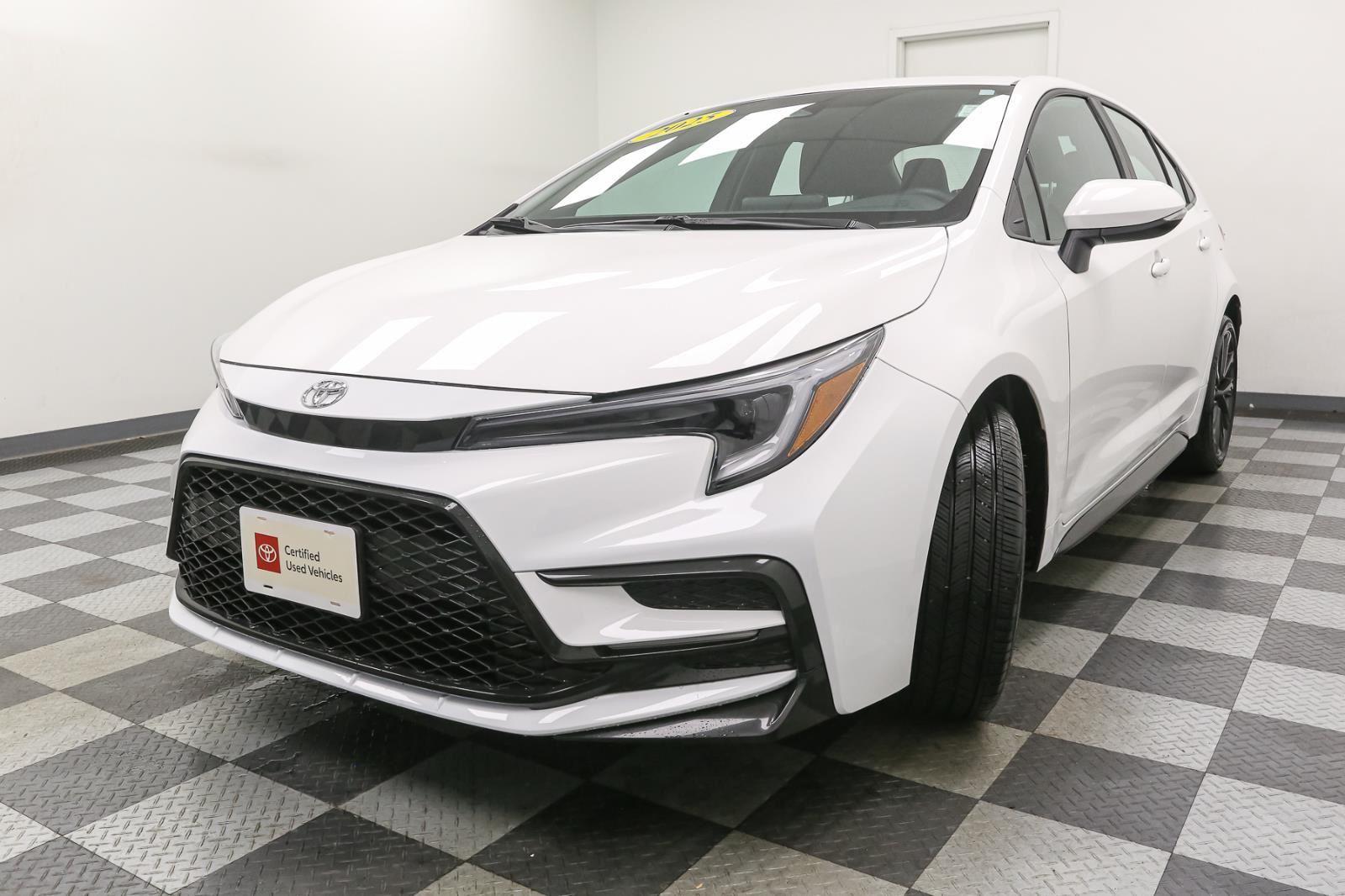 2025 Toyota Corolla SE photo 4