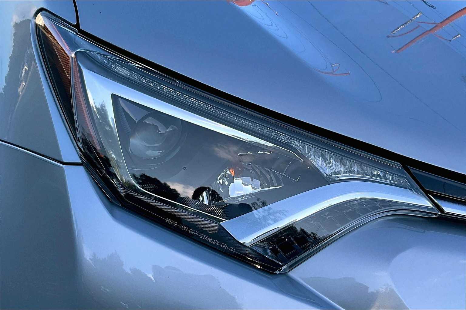 2017 Toyota RAV4 LE photo 25