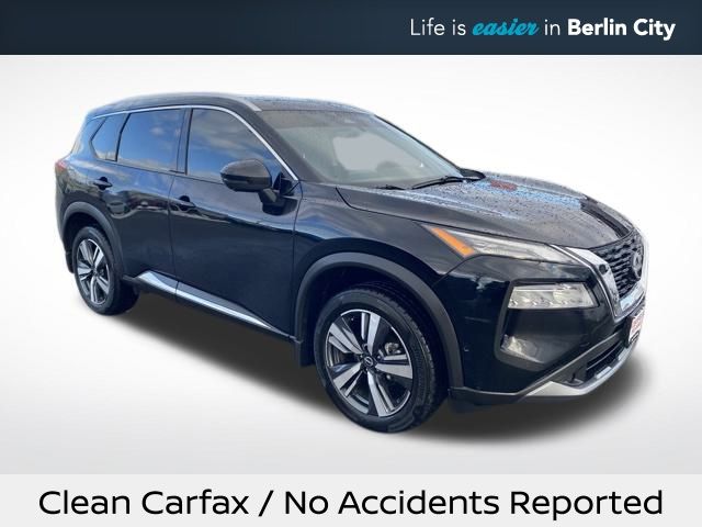 2023 Nissan Rogue SL's photo