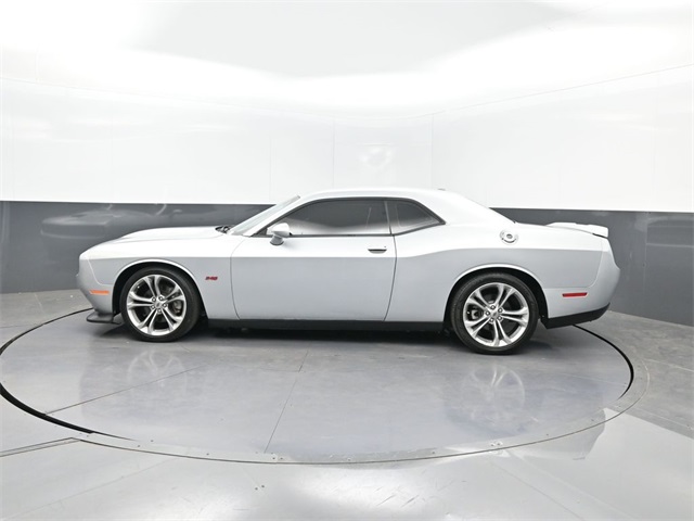 2021 Dodge Challenger R/T photo 2