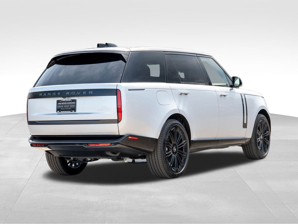 2025 Land Rover Range Rover SE photo 4