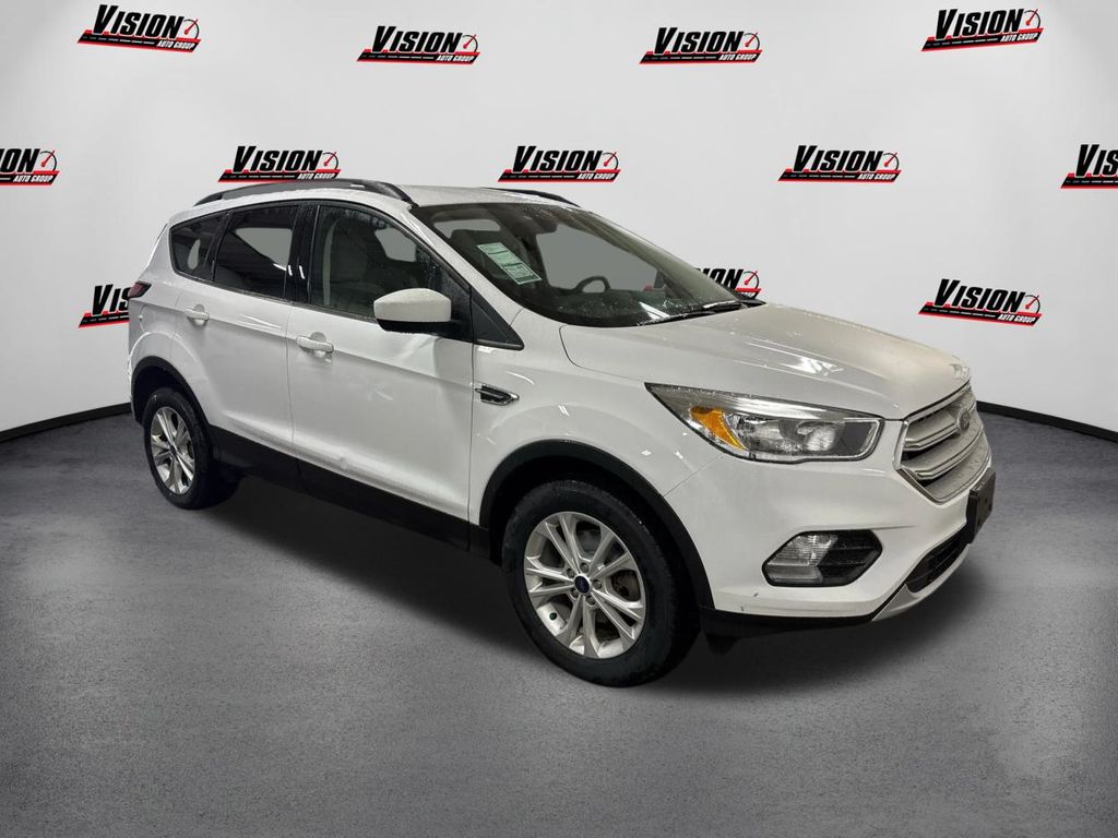 2018 Ford Escape SE photo 2