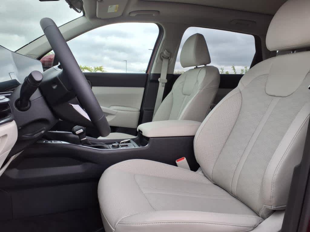 2025 Kia Sorento S photo 7