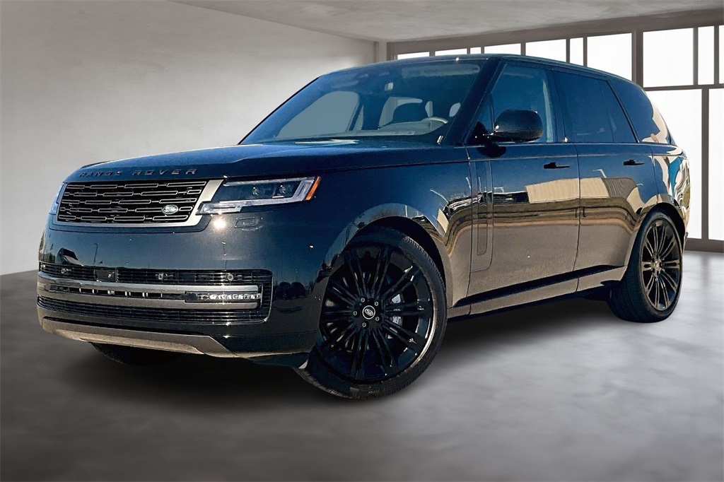 2025 Land Rover Range Rover SE's photo