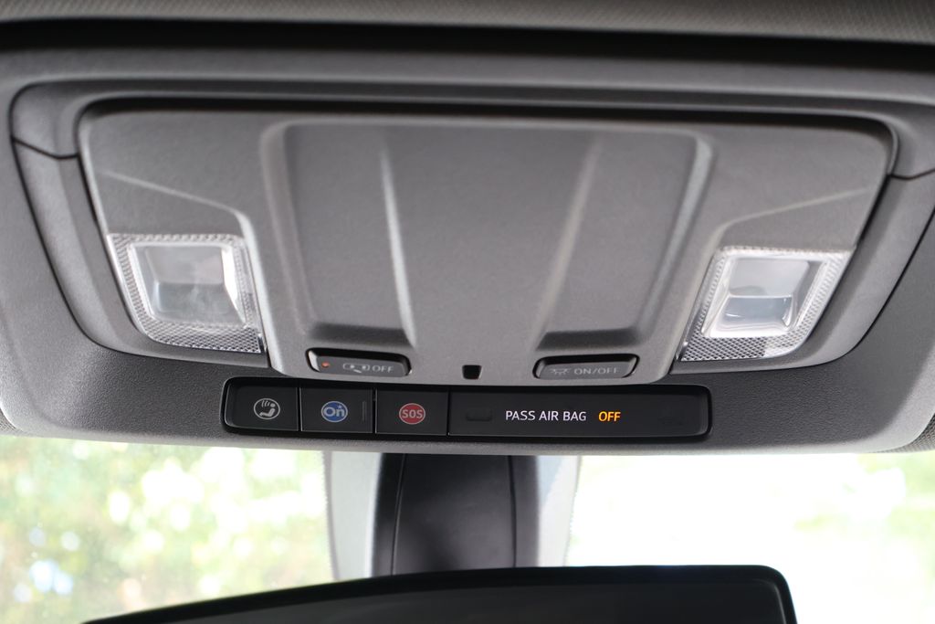 2020 Chevrolet Silverado 1500 RST photo 29