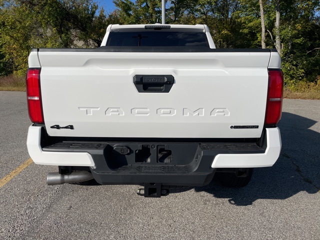 2025 Toyota Tacoma TRD Off-Road 4x4 Double Cab photo 5