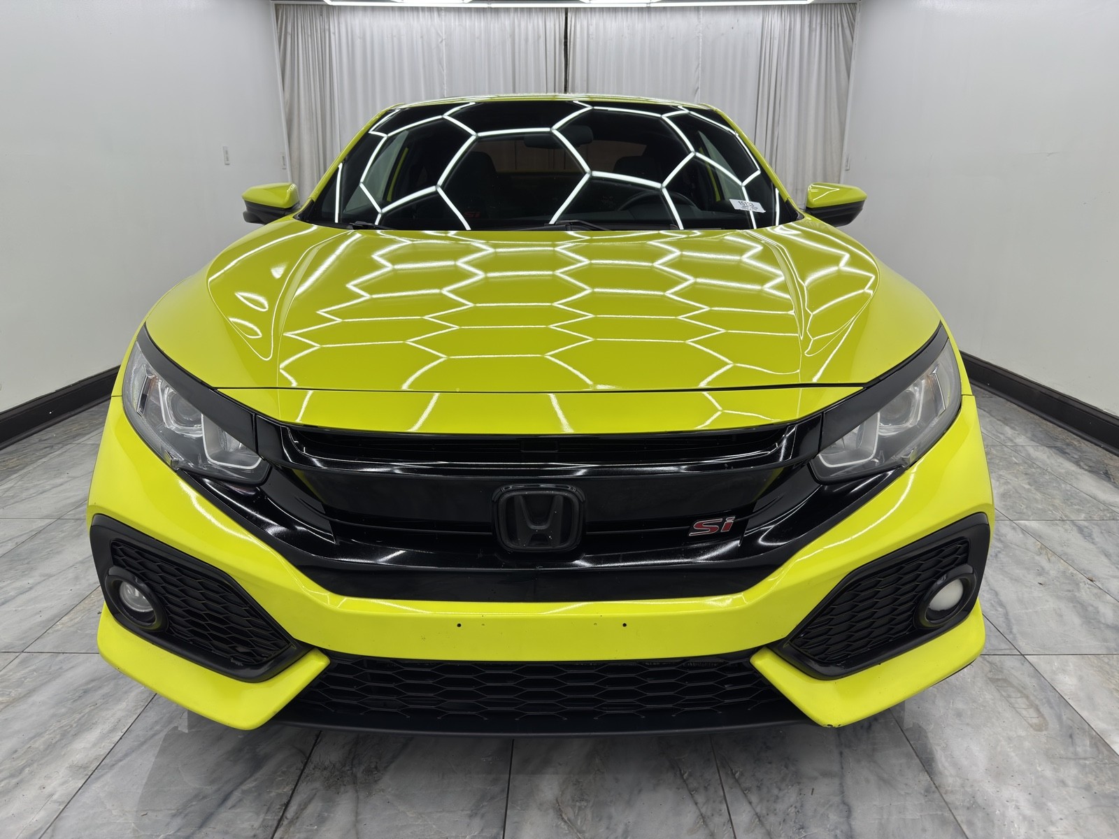 2019 Honda Civic Si photo 2