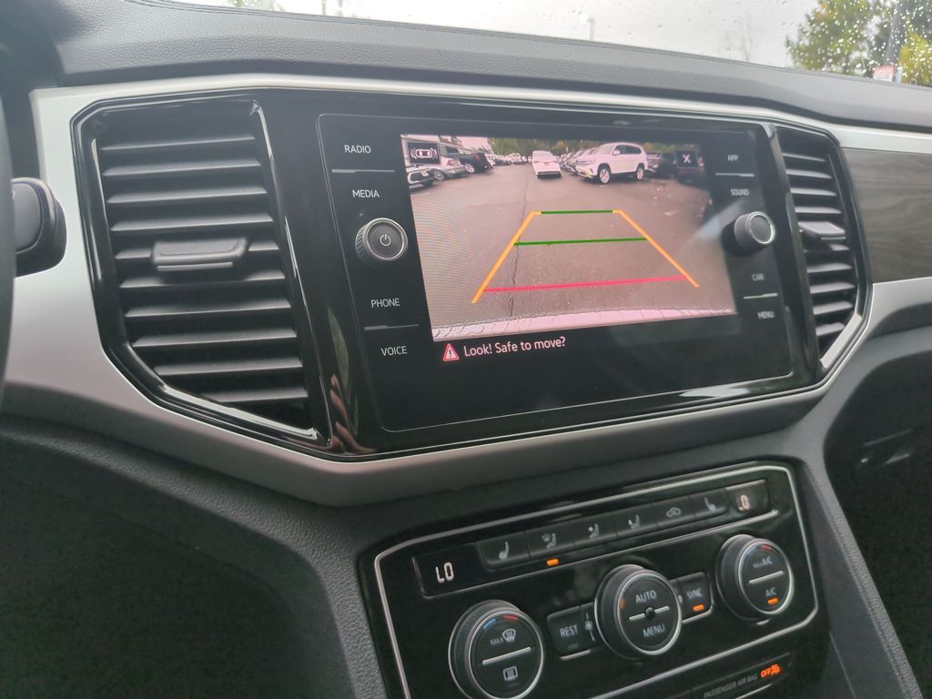 2022 Volkswagen Atlas V6 SE Technology photo 17