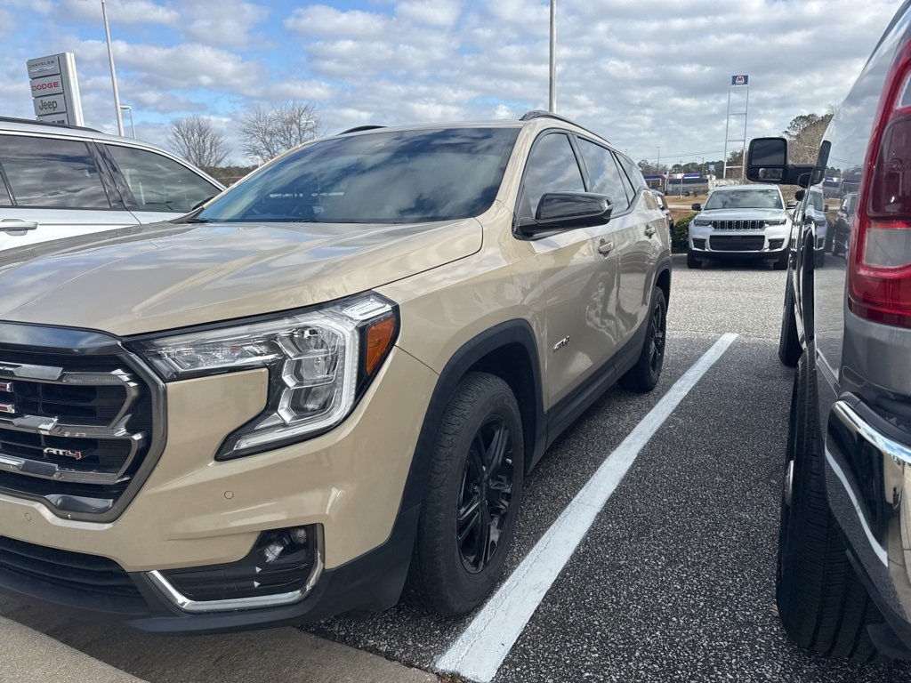 2022 GMC Terrain AT4