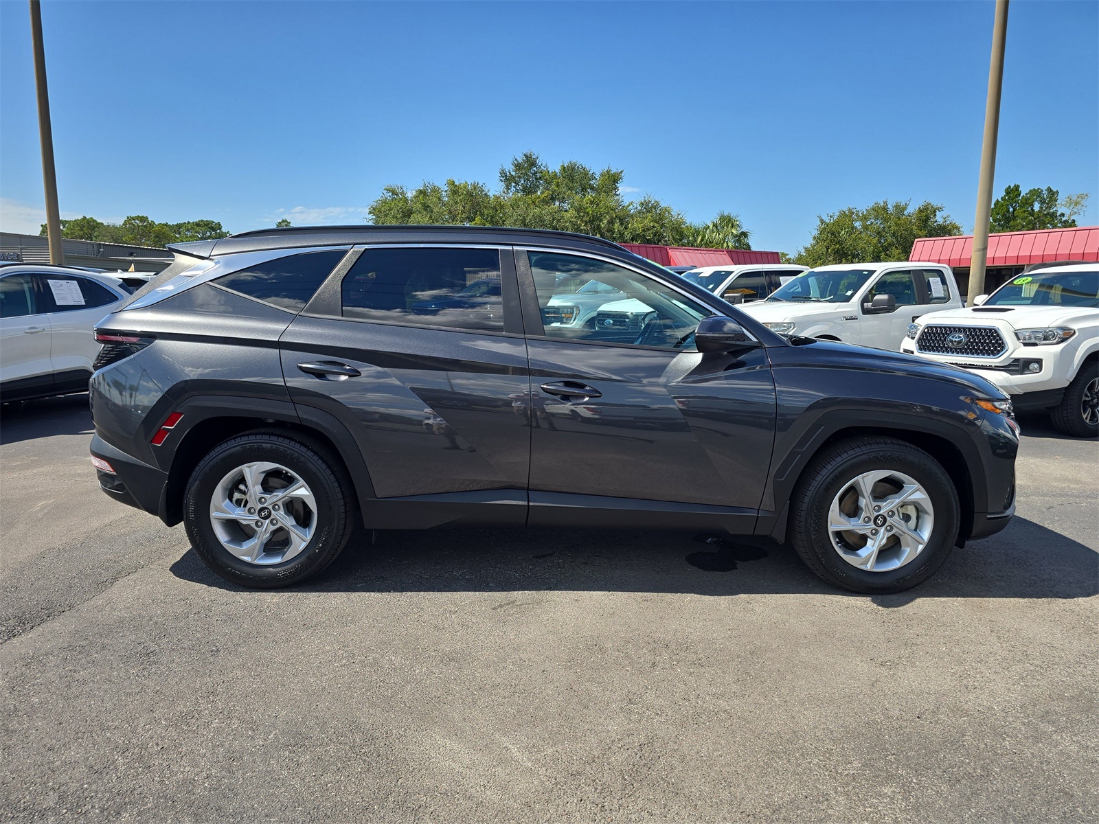 2023 Hyundai Tucson SEL photo 3
