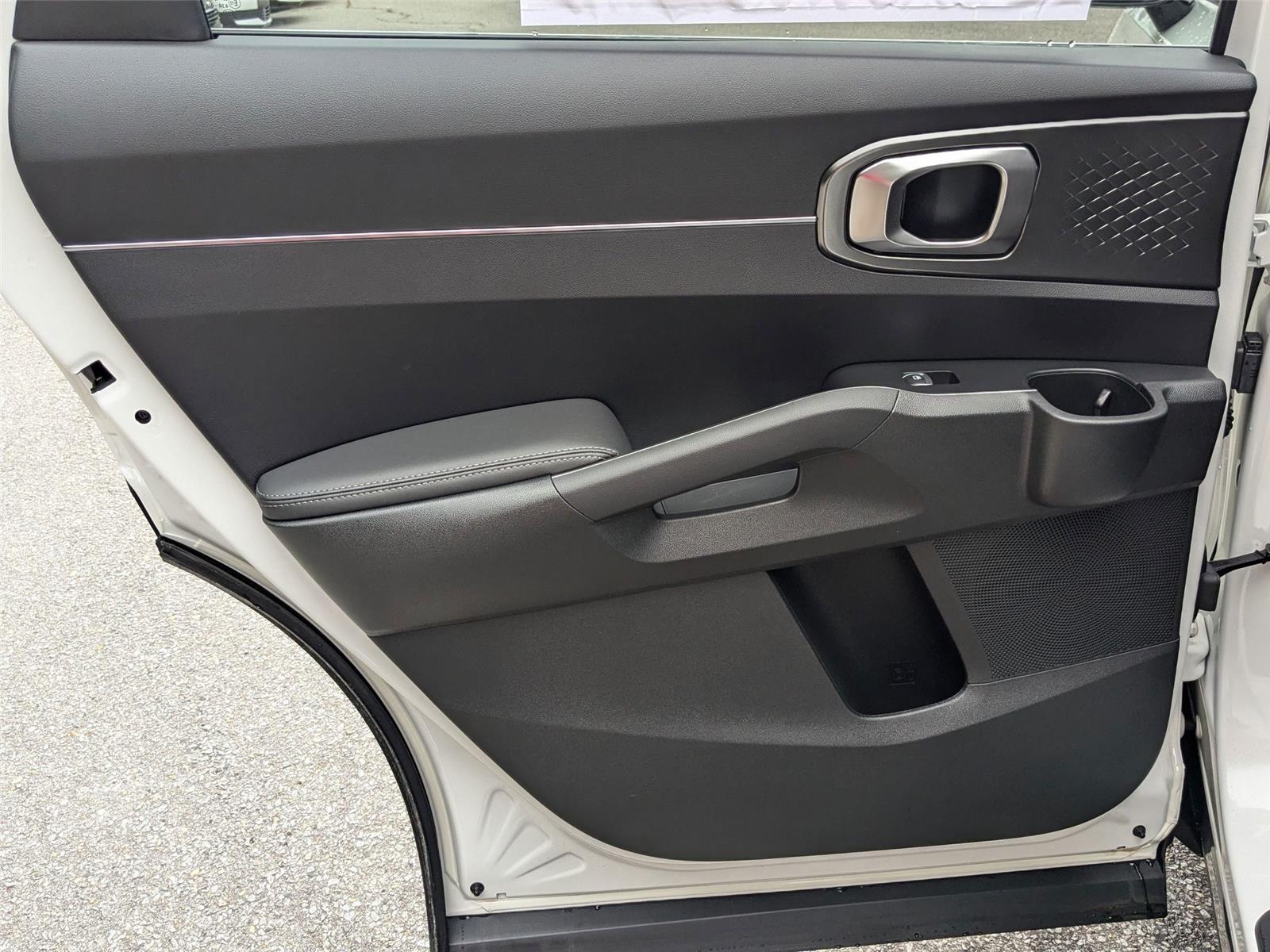2025 Kia Sorento Plug-In Hybrid EX photo 23