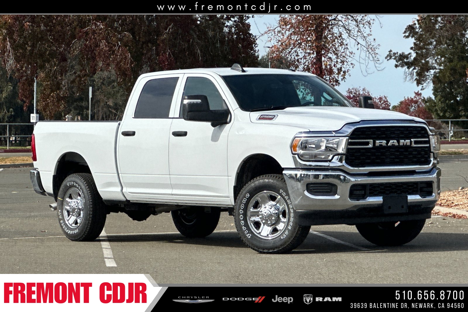 New 2024 RAM 2500 Tradesman 4D Crew Cab in Newark #RG375337
