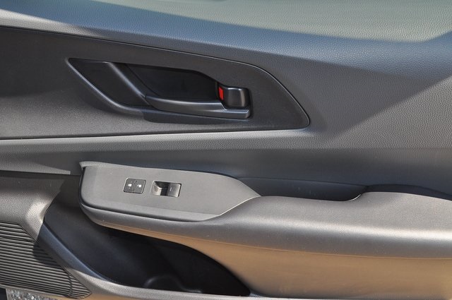 2024 Toyota Prius LE photo 21