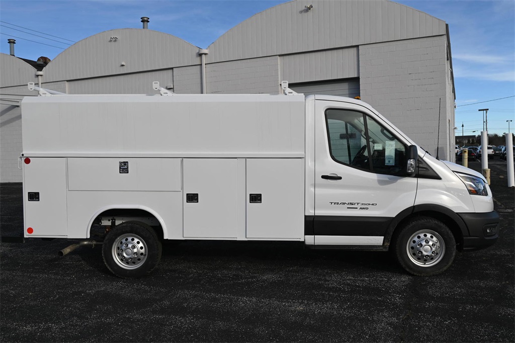 2024 Ford Transit Chassis Cutaway photo 5