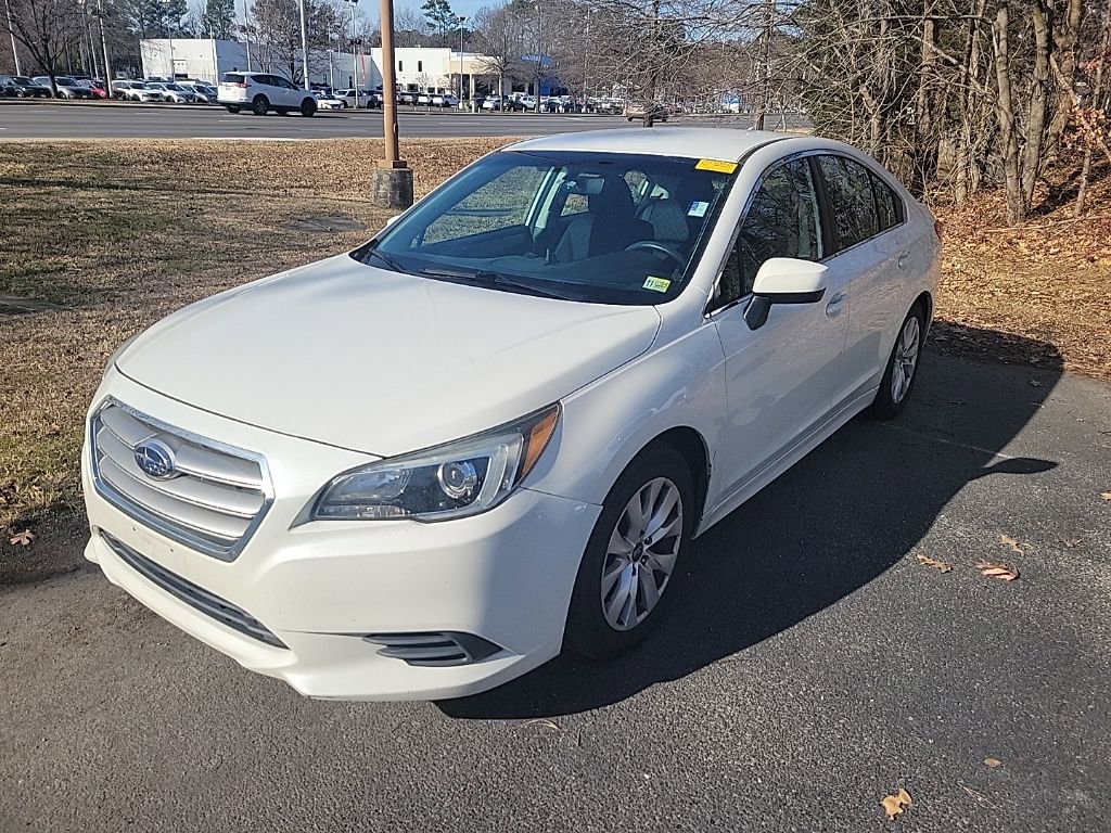 2017 Subaru Legacy Premium's photo