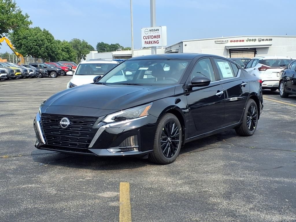 2025 Nissan Altima SV Special Edition photo 2