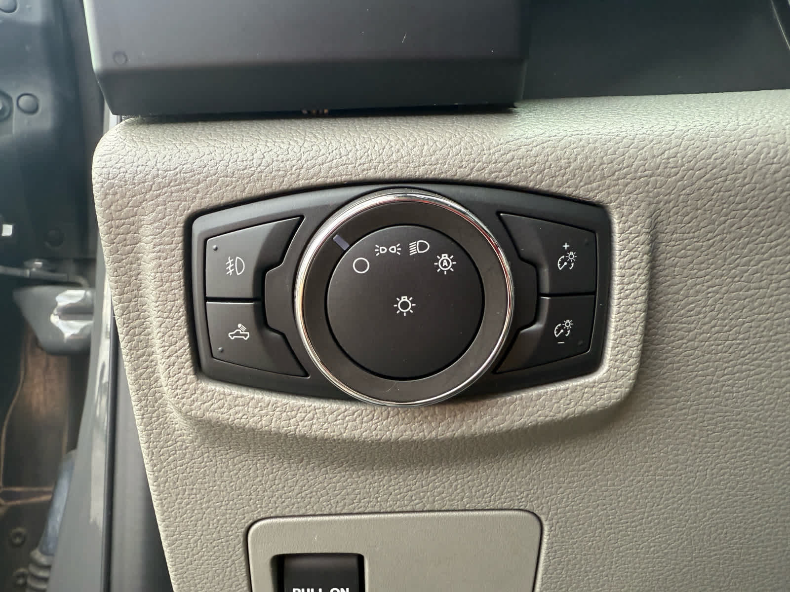 2020 Ford F-150 XL photo 22