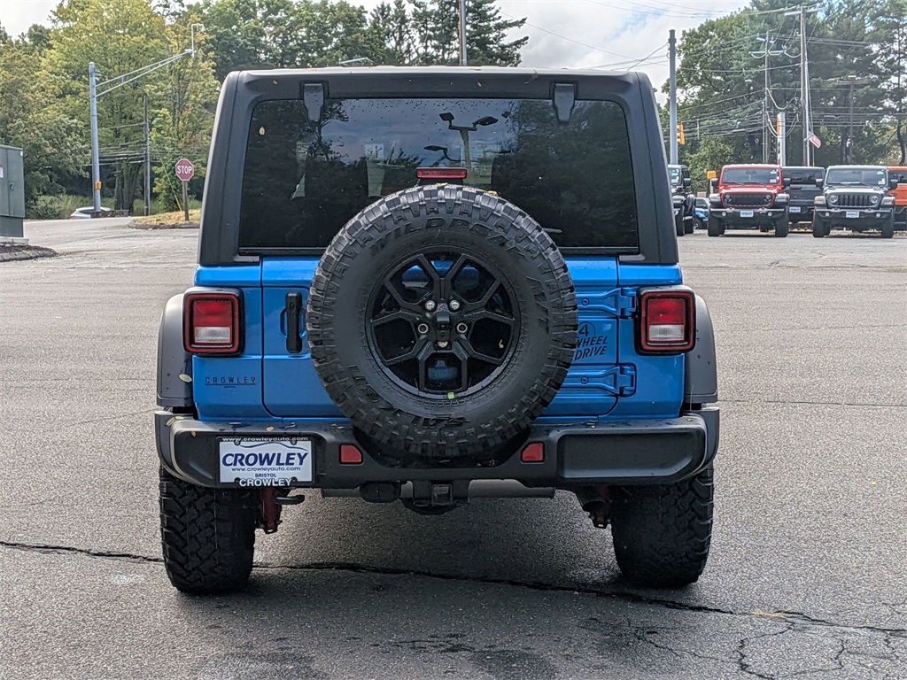 2025 Jeep Wrangler Willys photo 4