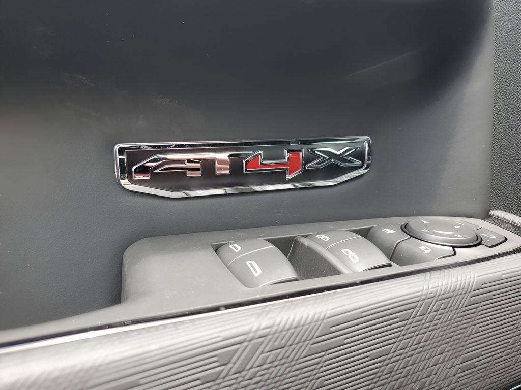 2025 Gmc Sierra 1500 AT4X photo 24