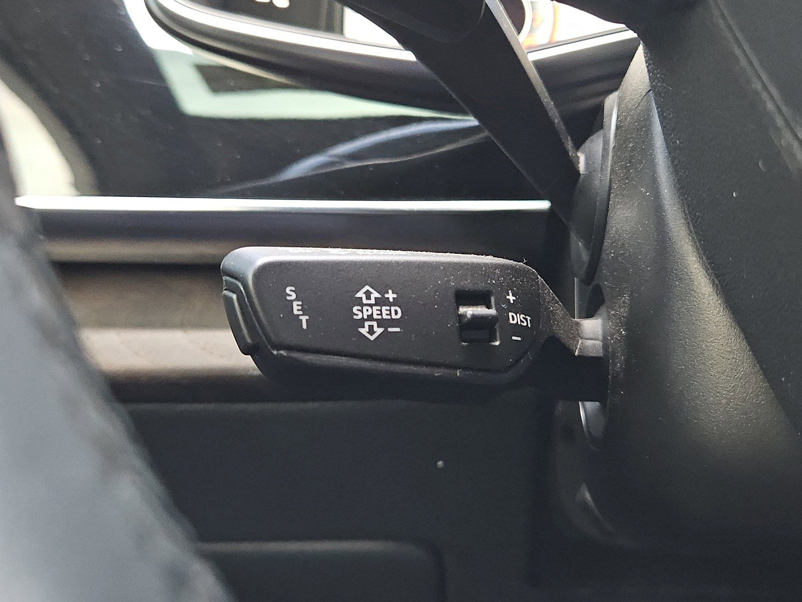2021 Audi Q7 55 Prestige photo 35