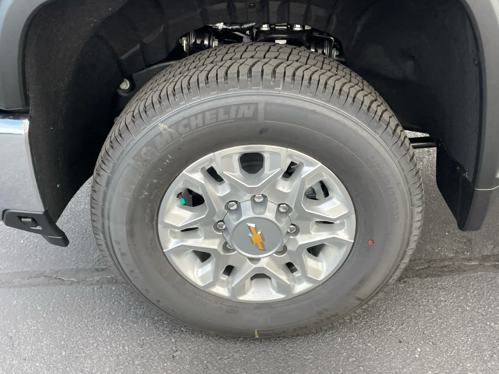 2025 Chevrolet Silverado 3500HD LT photo 15