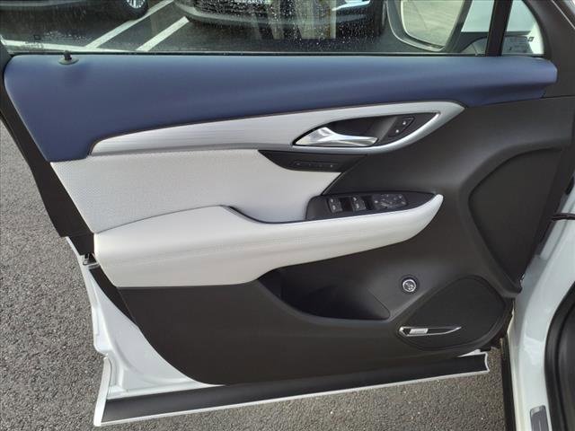 2025 Buick Envision Avenir photo 13