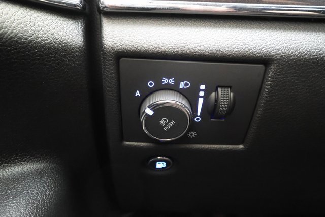 2016 Jeep Grand Cherokee Overland photo 20