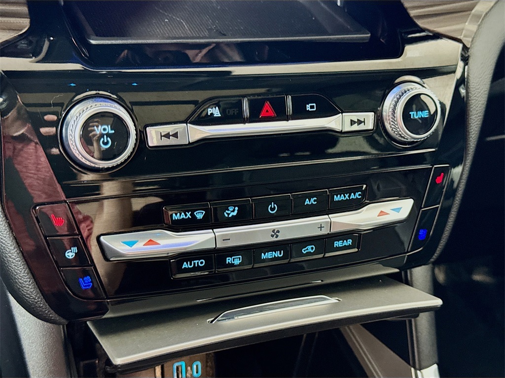 2021 Ford Explorer Limited photo 34
