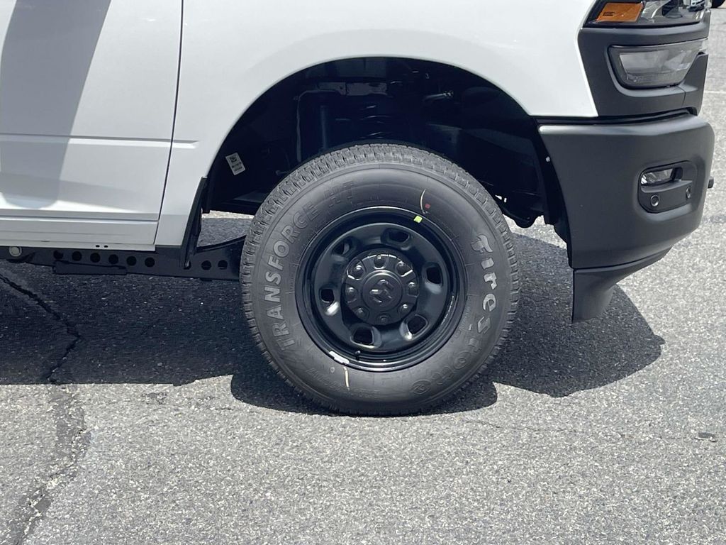 2026 Ram 2500 Tradesman photo 12