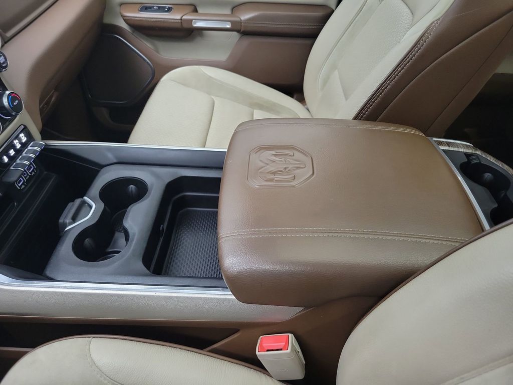 2020 Ram 1500 Laramie photo 28