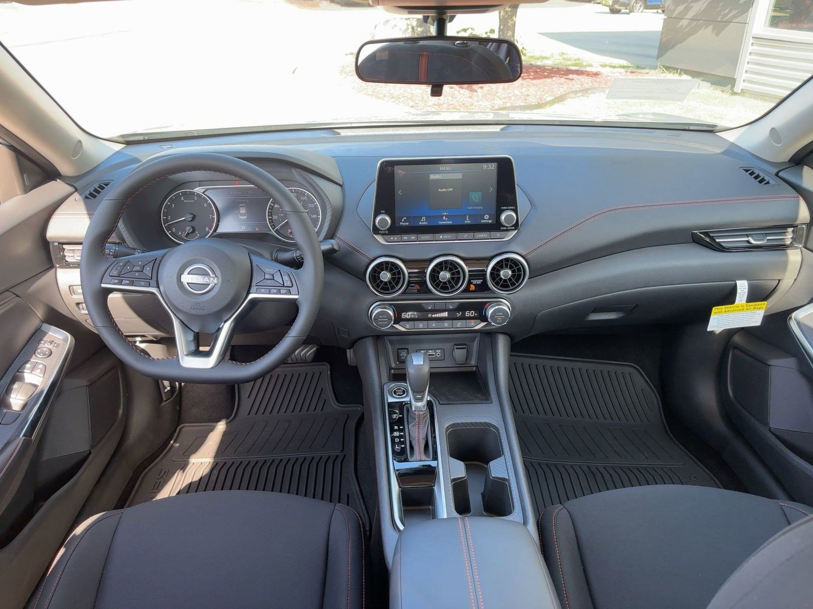 2025 Nissan Sentra SR photo 15
