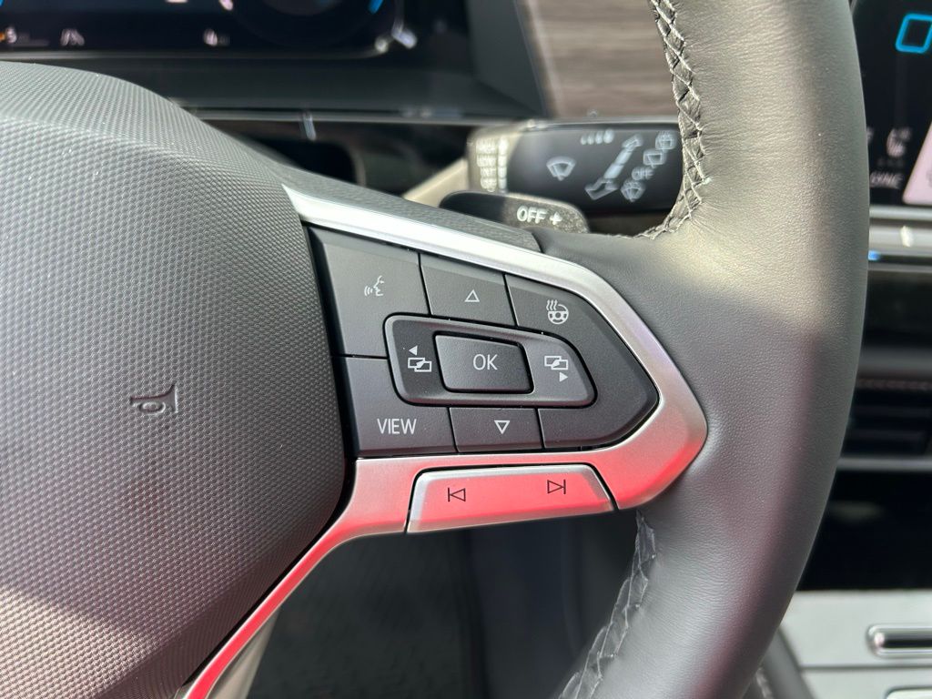 2025 Volkswagen Atlas SEL Premium R-Line photo 12